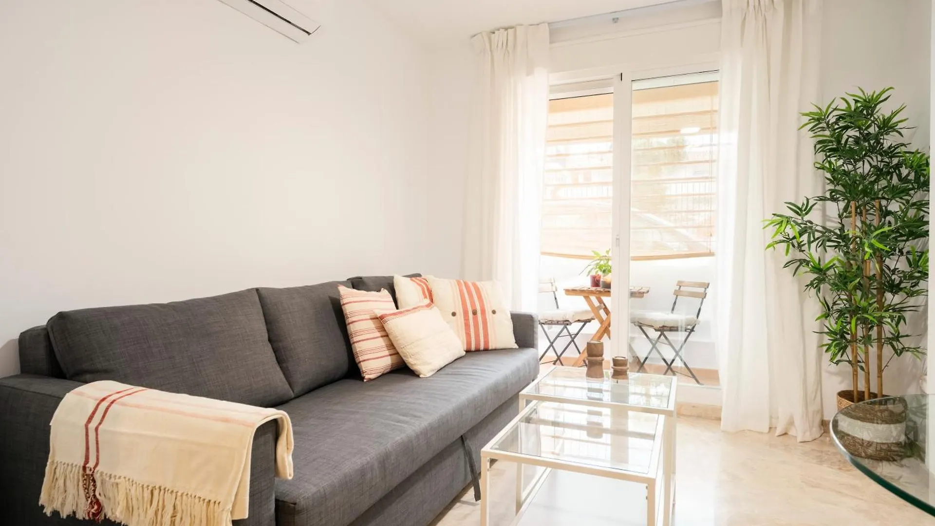 Apartament Vera Marina Tu Refugio Junto Al Mar Benalmádena